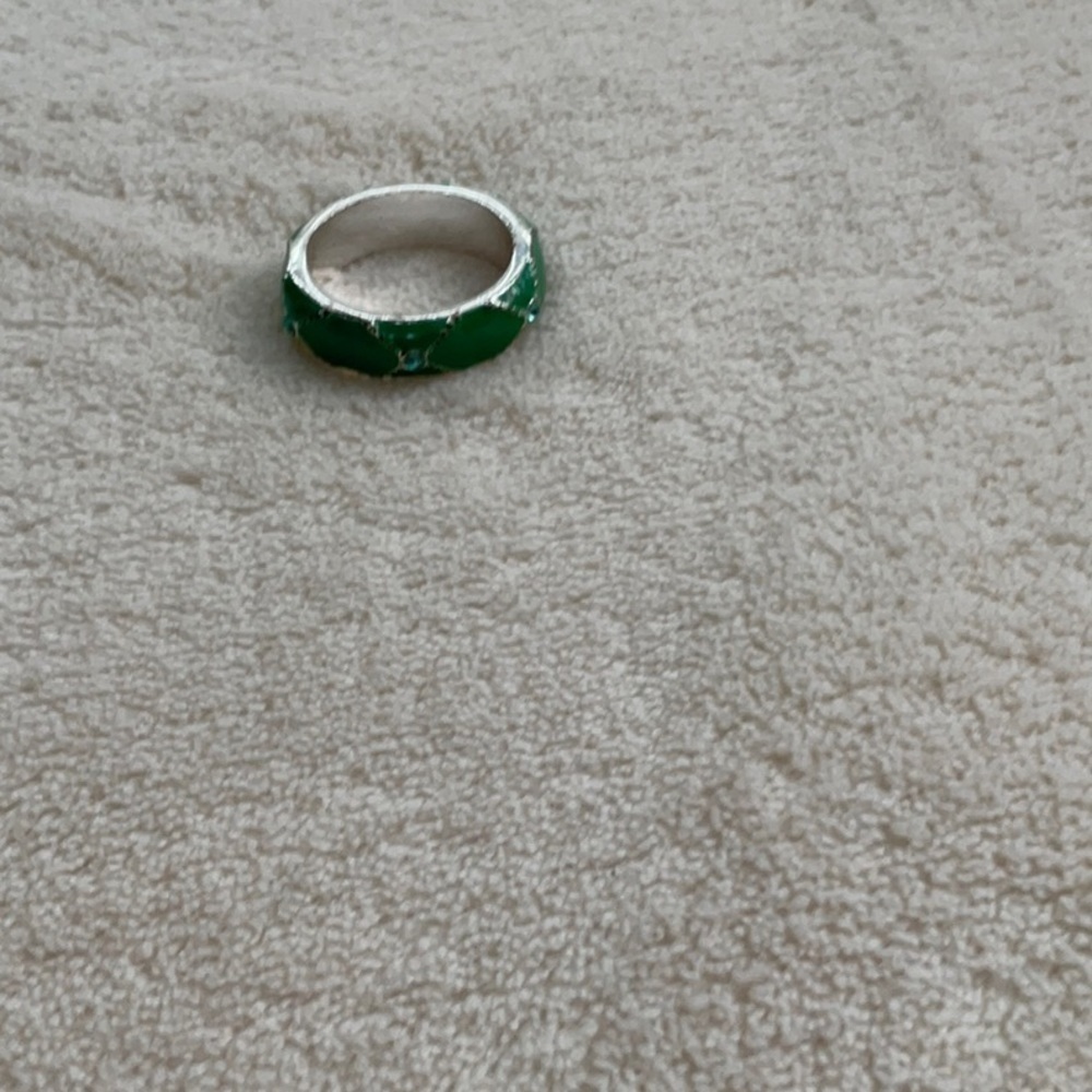 RINGS - Picture 2 of 4